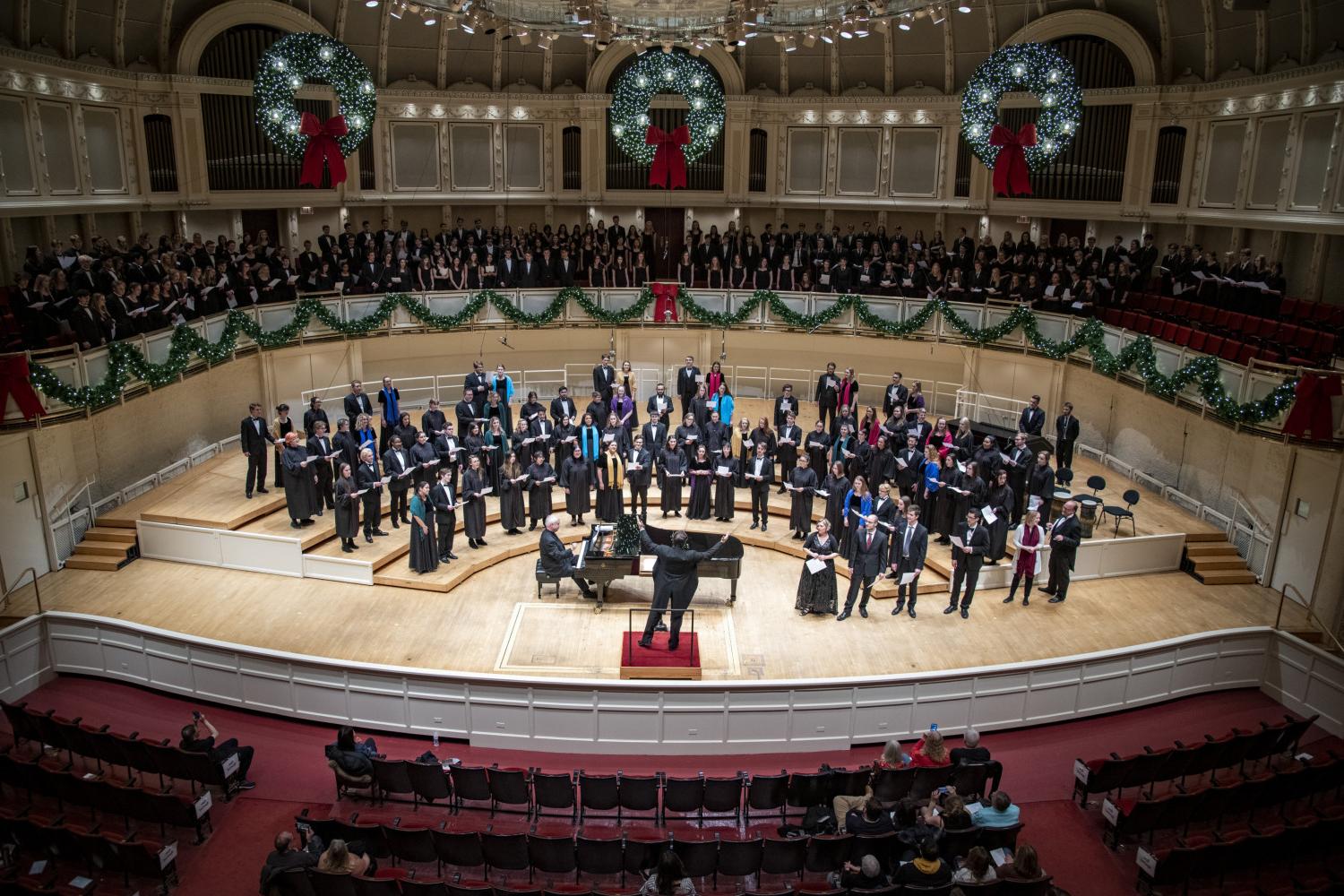 <a href='http://t6.wxjuyan.com'>全球十大赌钱排行app</a>合唱团在芝加哥交响音乐厅演出.